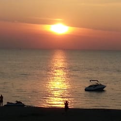 Sunset Bay Beach Club Nightlife 12911 Iola Dr Irving Ny Photo Of Sunset Bay Beach Club Irving Ny United States Watching