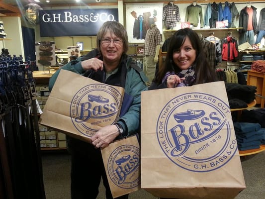 Bass Outlet Store Shoe Stores 12373 S Beyer Rd, Birch