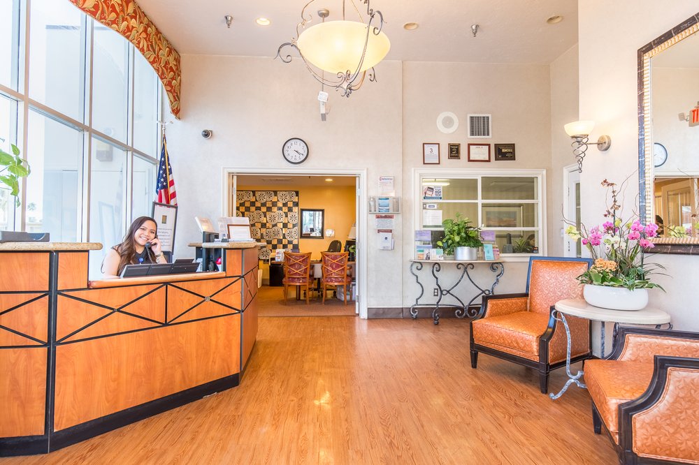 Windsor Gardens Healthcare Center of The Valley