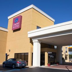 Comfort Suites 19 Photos 10 Reviews Hotels 1325 Old Walker Photo Of Comfort Suites Fultondale Al United States