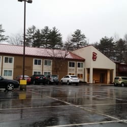 Red Roof Plus South Deerfield 16 Photos 33 Reviews Hotels 9 Photo Of Red Roof Plus South Deerfield Ma United States