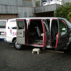 santa cruz airport flyer 16 reviews airport shuttles santa airport flyer