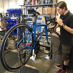 performance bike shop closing