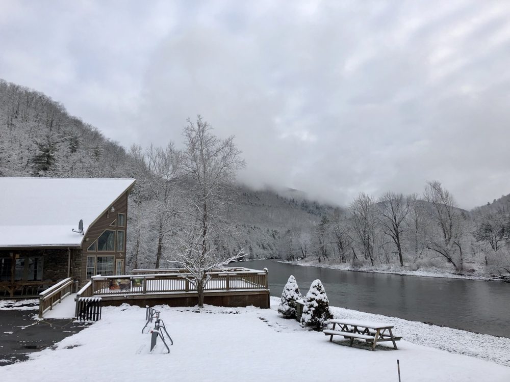 Hotel Manor 13 Photos & 16 Reviews Hotels 392 Slate Run Rd, Cedar