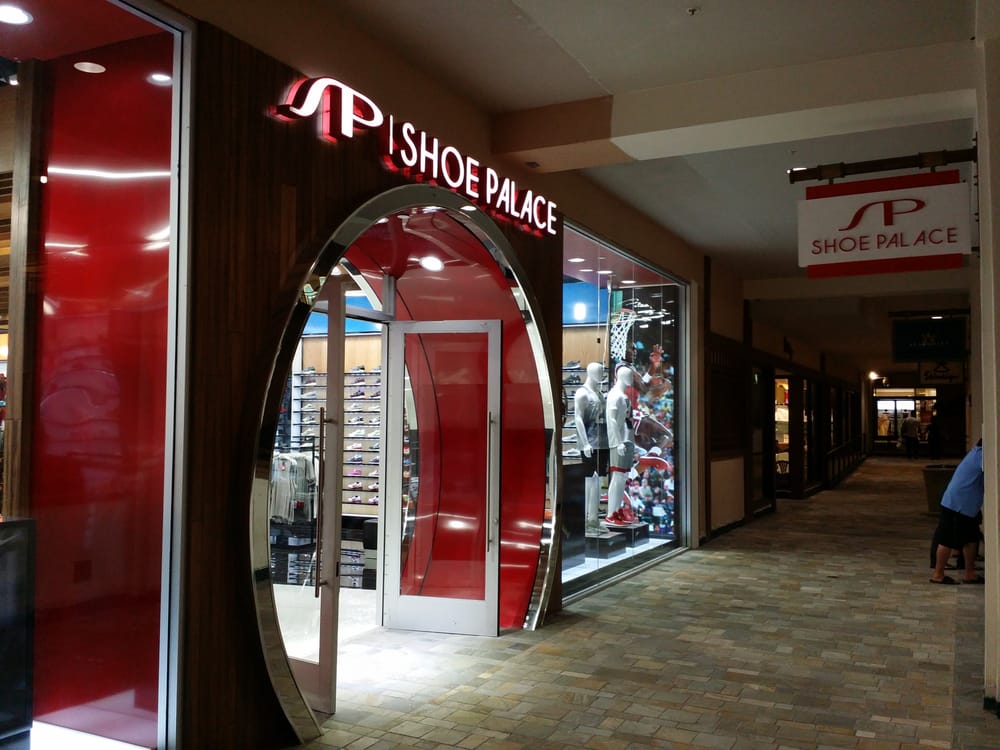 Shoe Palace 45 Photos & 40 Reviews Shoe Stores 1450 Ala Moana