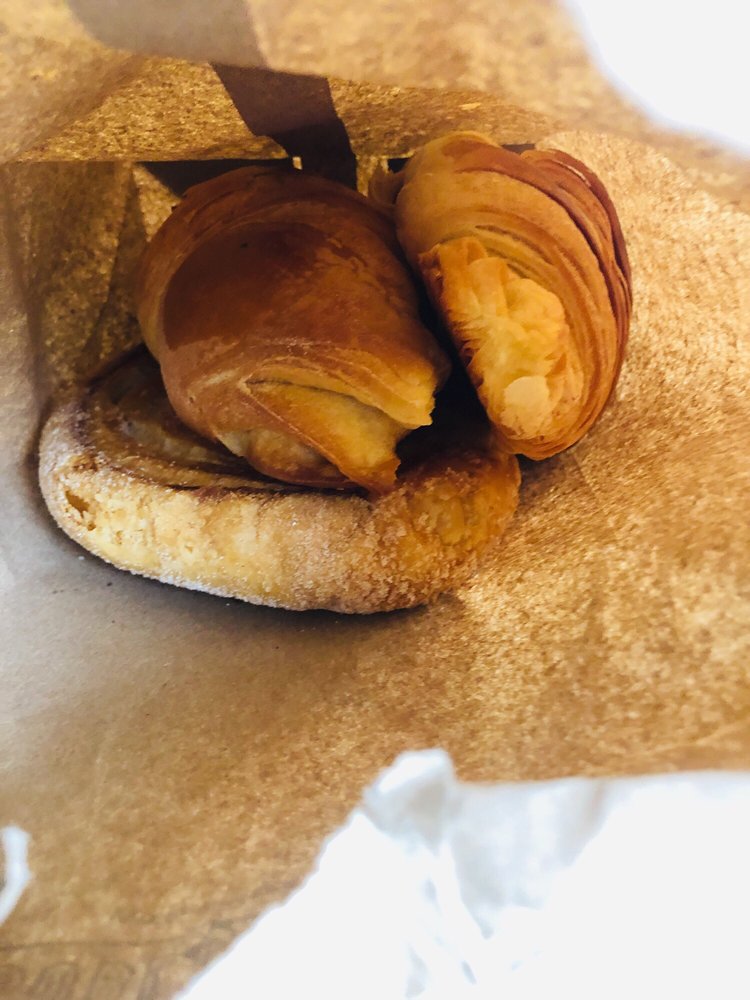 La Francesita Gourmet Bakery Cafe