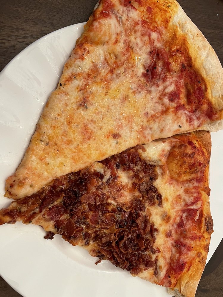 Rocco's Pizzeria & Italian Restaurant