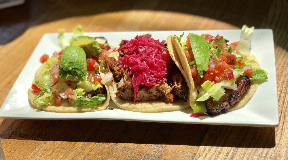 Barito Tacos & Cocktails