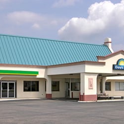 Days Inn By Wyndham Chester 14 Photos Hotels 2410 West Hundred Photo Of Days Inn By Wyndham Chester Va United States