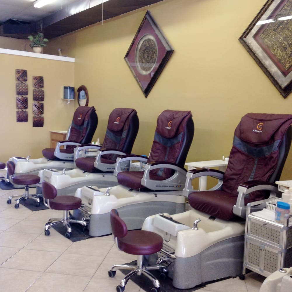 TIPS And TOES NAIL SALON One 74 Photos 43 Reviews Nail Salons 