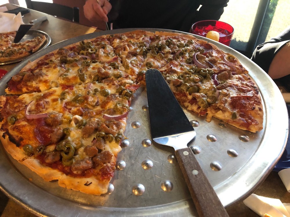 gusanos pizza lunch special gusanos pizza lunch special