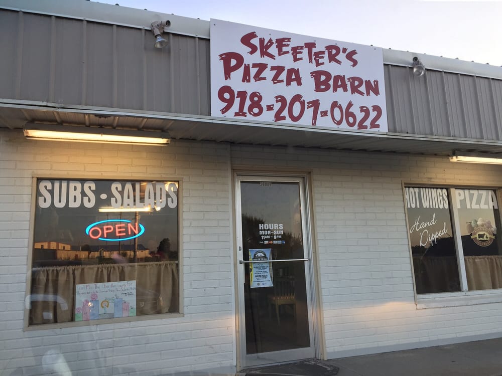Skeeter’s Pizza Barn Pizza 26089 Oklahoma 82, Park Hill, OK