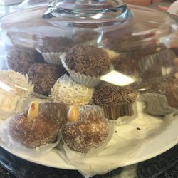 Brancas Restaurant 18 Reviews Buffets 3915 N Federal Hwy Photo Of Brancas Restaurant Pompano Beach Fl United States A Few Homemade