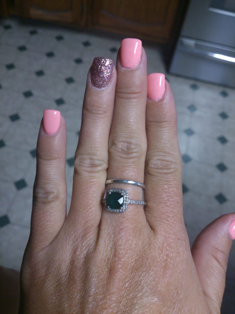 New nail polish Eva's nails just got in. Love my nails! Thank you