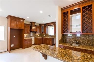 Jasmine Gutierrez - Keller Williams Realty Downey