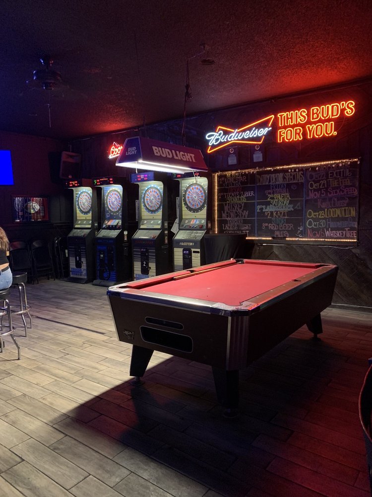 Two Five Dive Bar