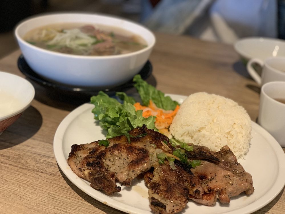 Q1 Le Pho
