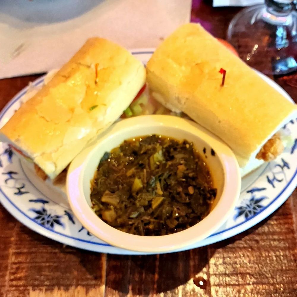 Mahony's Po-Boys & Seafood