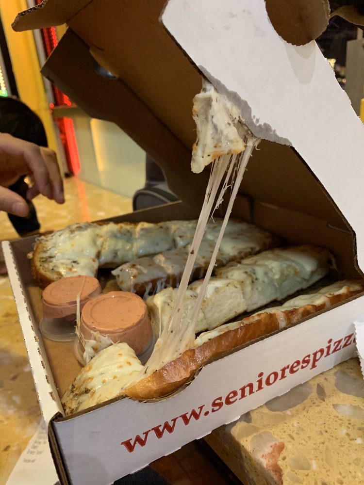Seniore's Pizza