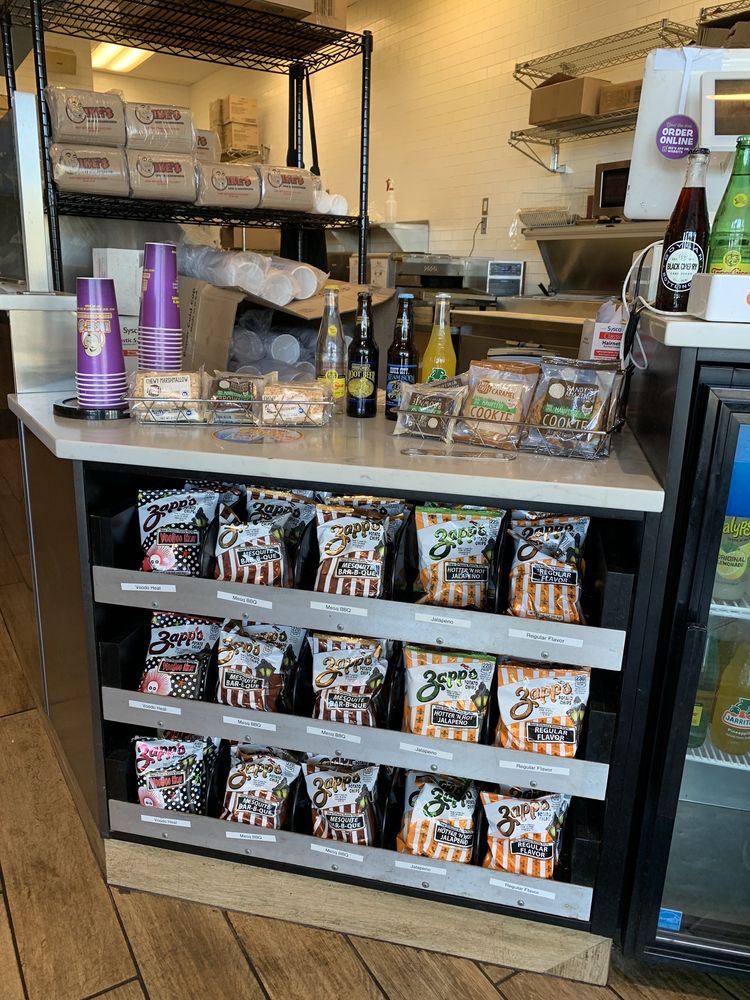 Ike's Love & Sandwiches