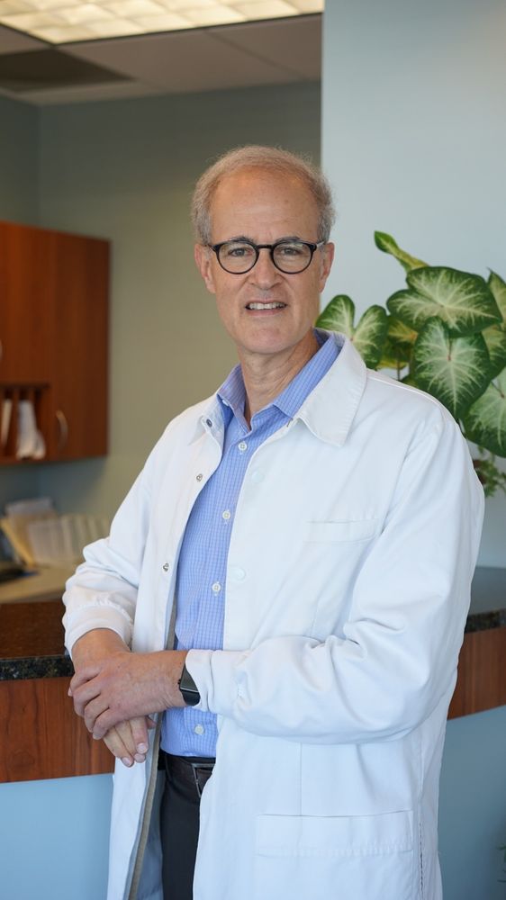 image of business Thomas G Weiss, DMD