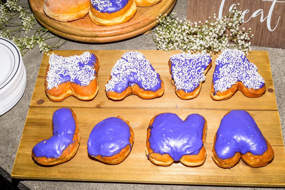 Cafe Donuts