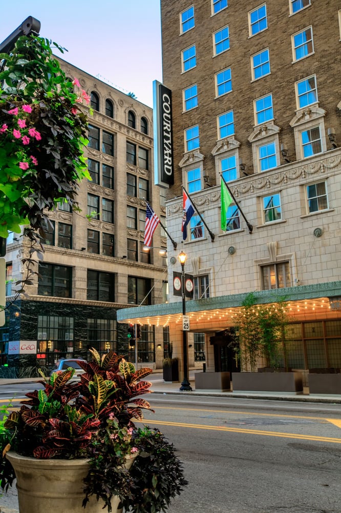 Courtyard by Marriott St. Louis Downtown/Convention Center