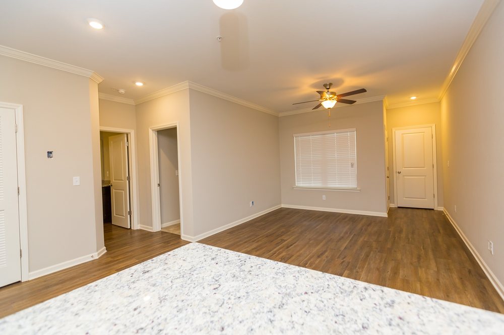 Oakwood Estates Apartment Homes by Callio Properties