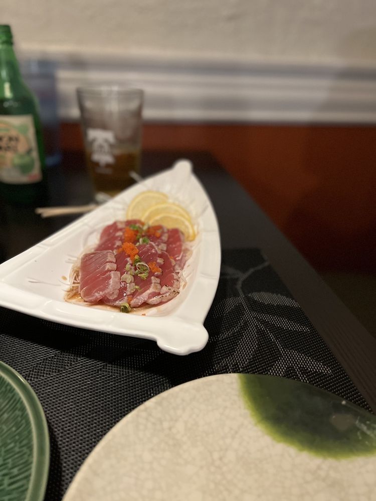 John’s Sushi House