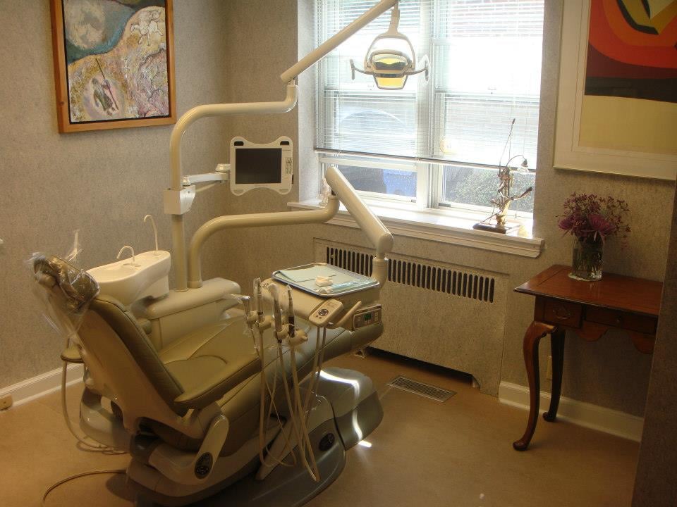 image of business Zaheer Chaudhry, DDS