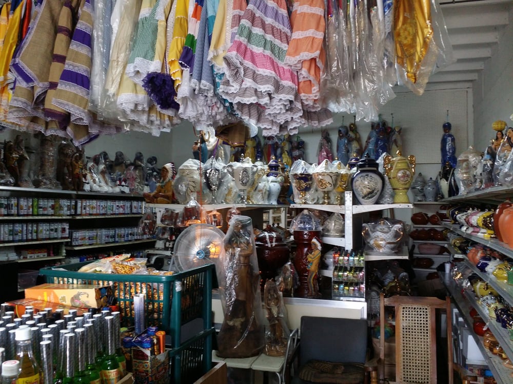 Amado Pet Shop Image