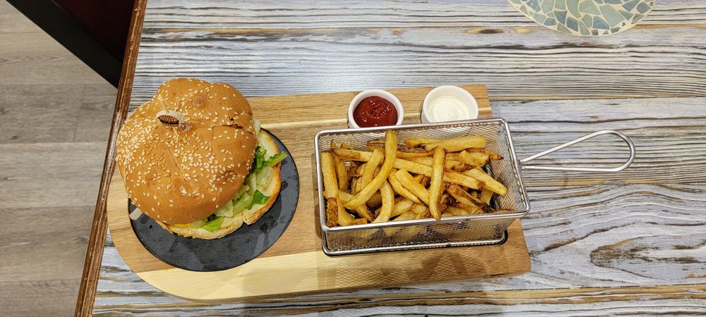 Dynamite grill