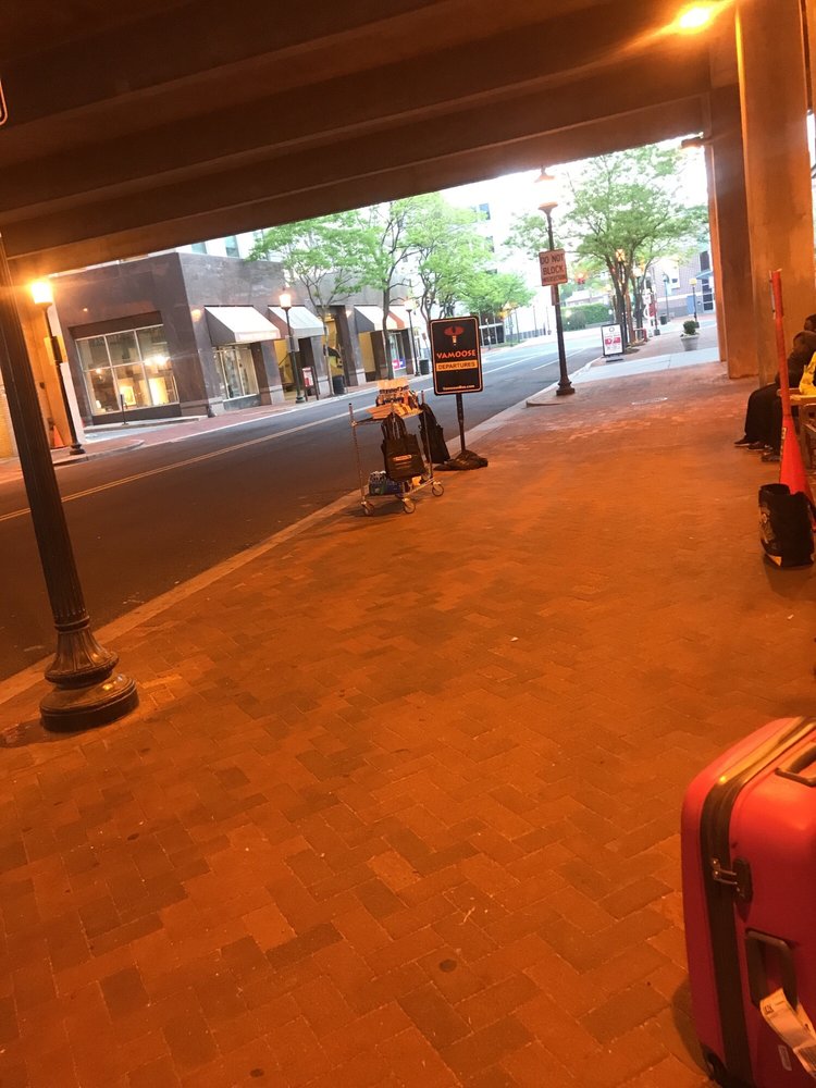 Vamoose Bus