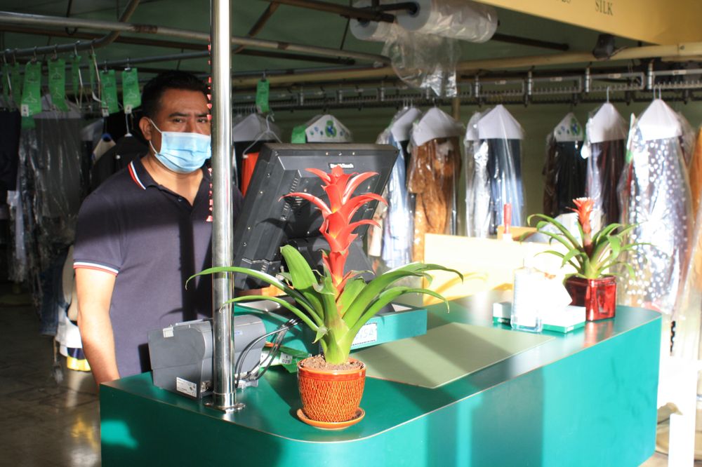 Arreola's Dry Cleaners