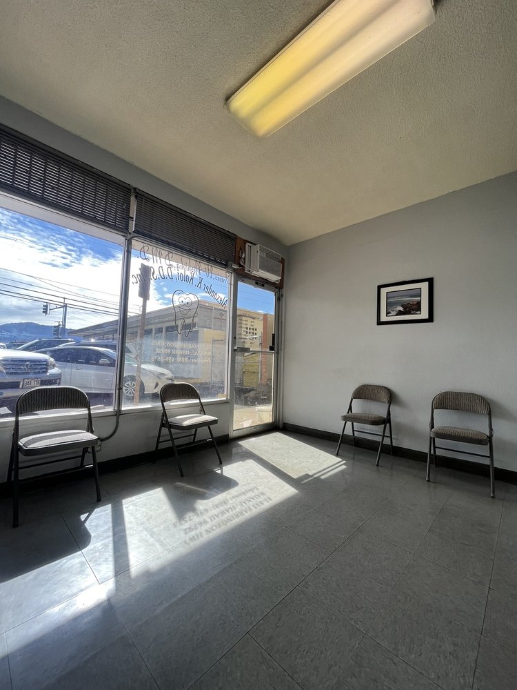 image of business Kaloi Alexander DDS
