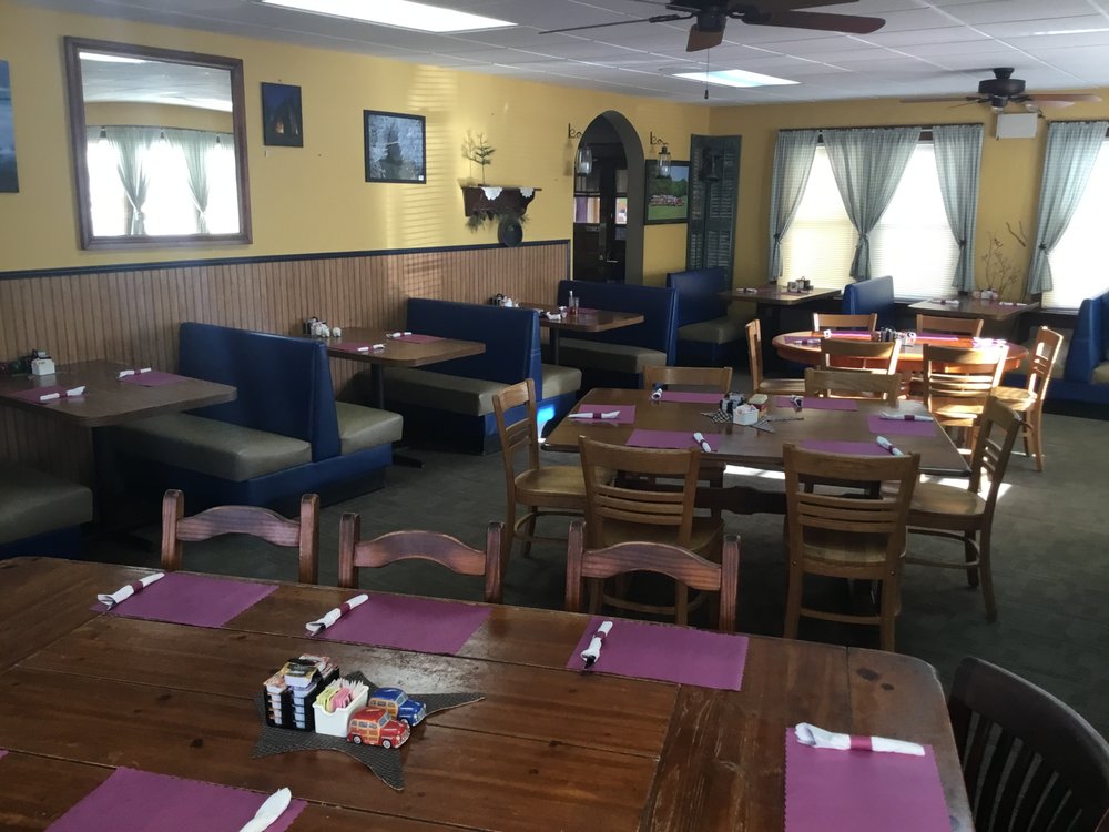 Sallee’s Dreams Breakfast & Brunch 8585 US Hwy 522 S, Lewistown