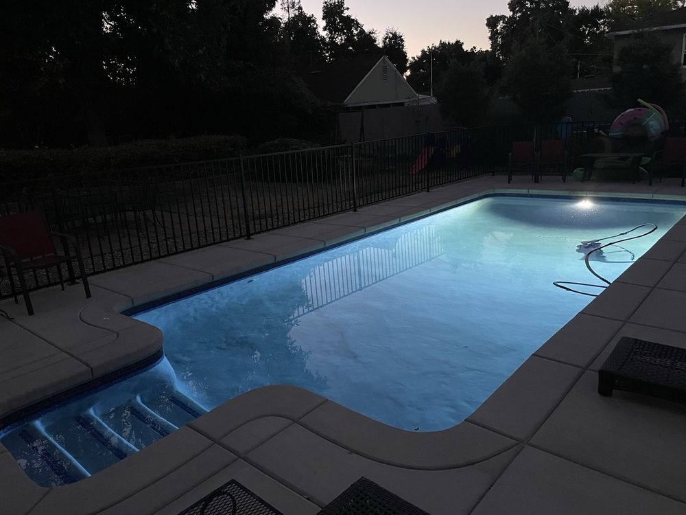 Blaines Pool Service And Remodels