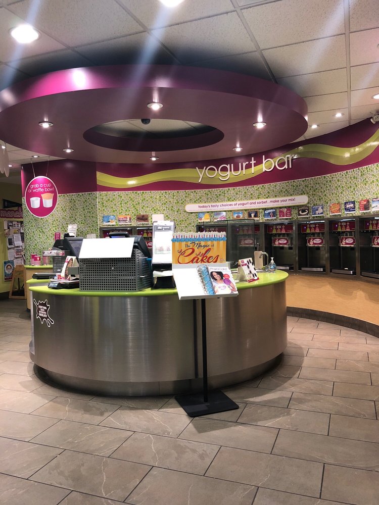Menchie's Frozen Yogurt