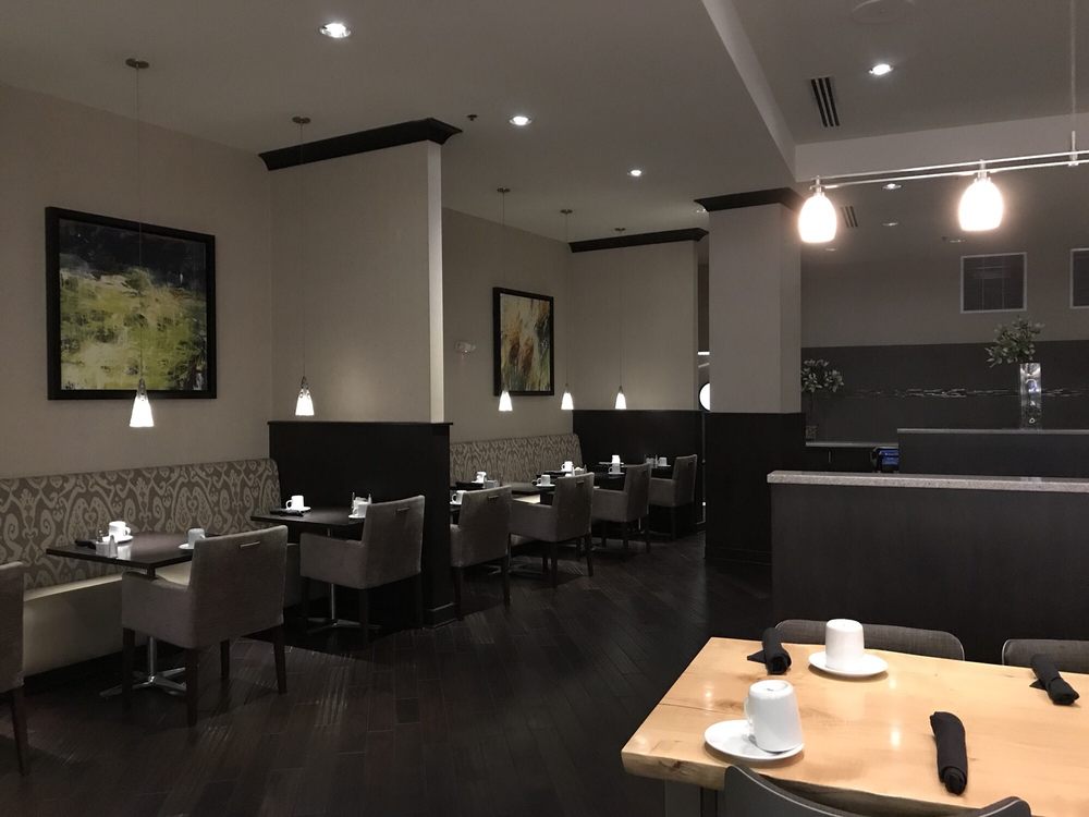 The Meeting Room Restaurant & Tapas Bar