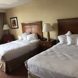 The Hotel Ml 100 Photos 126 Reviews Hotels 915 Nj 73 Mt Photo Of The Hotel Ml Mt Laurel Nj United States Lumpy Pillows