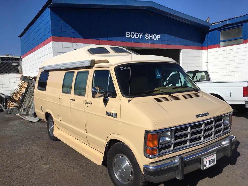 Earl Scheib Paint & Body 60 Photos & 18 Reviews Body Shops 1002 W