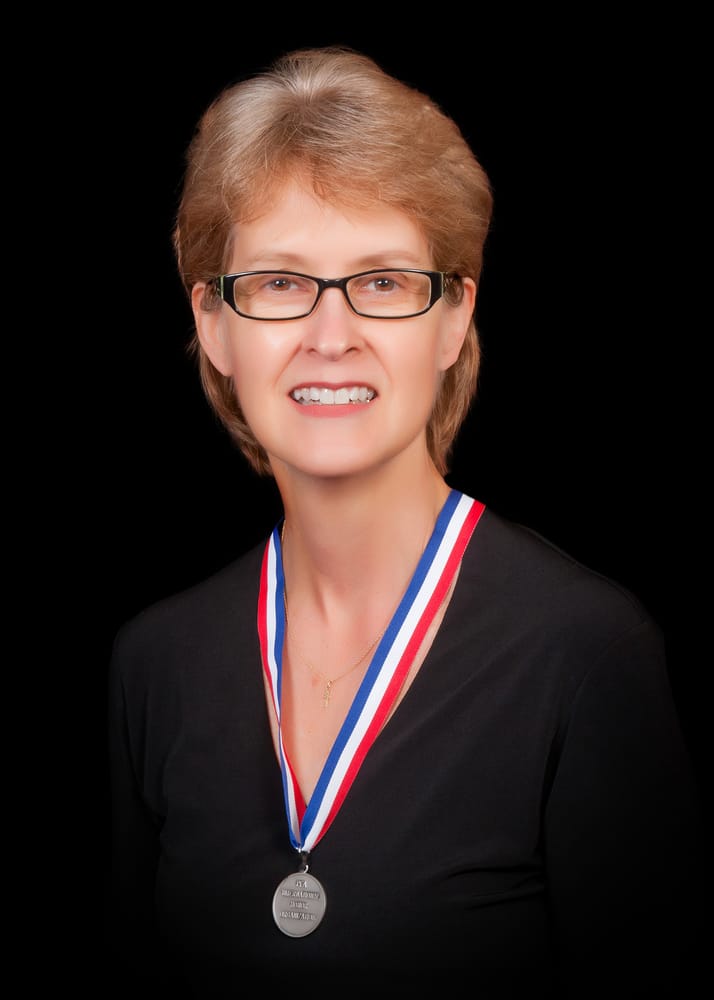 image of business Lou Ann Best, DMD
