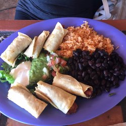 Vivas 29 Photos 156 Reviews Mexican 1201 Soquel Ave Santa Photo Of Vivas Santa Cruz Ca United States En Flautas