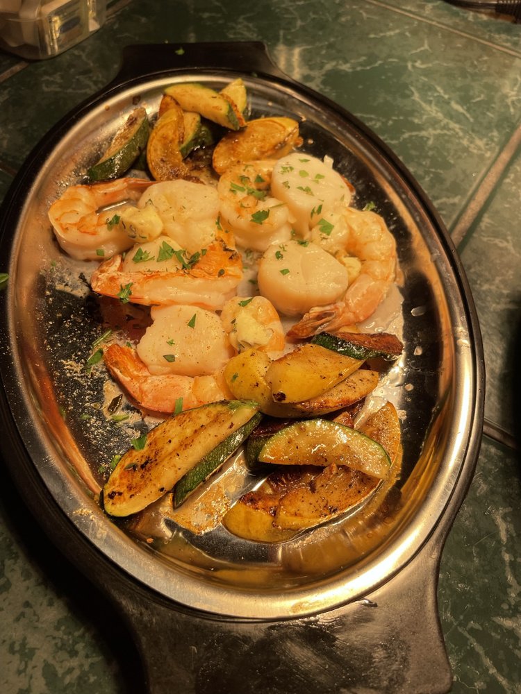 Chip & Stone Pub & Eatery