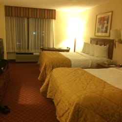 Clarion Hotel Closed 32 Photos 13 Reviews Hotels 6400 Oxon Photo Of Clarion Hotel Oxon Hill Md United States