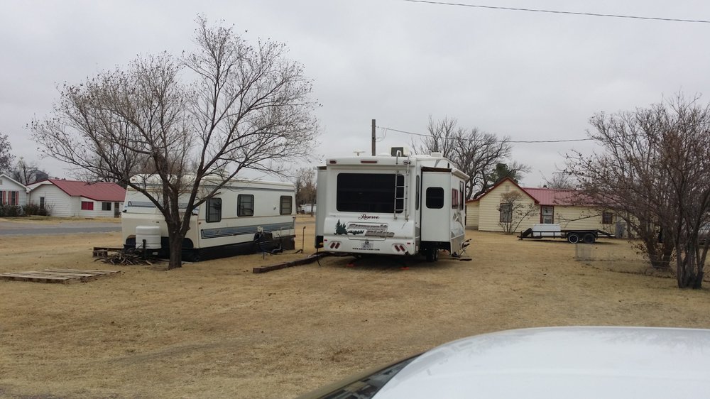Available RV Rentals The Hills and Quanah, TX %business_name