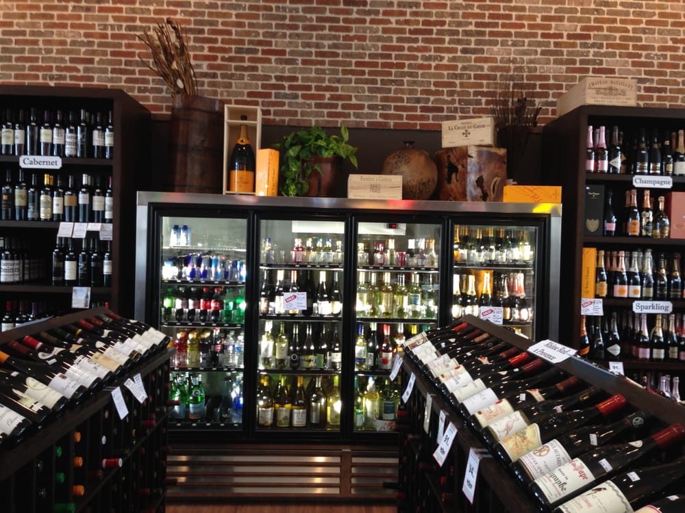 Downtown Crown Wine and Beer 135 Photos & 115 Reviews Beer, Wine