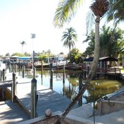 Dolphin Inn 49 Photos 11 Reviews Hotels 6555 Estero Blvd Photo Of Dolphin Inn Fort Myers Beach Fl United States Bay Side