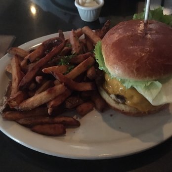 Jackson Ave Pub 101 Photos 233 Reviews Burgers 7 W Photo Of Jackson Ave Pub Naperville Il United States