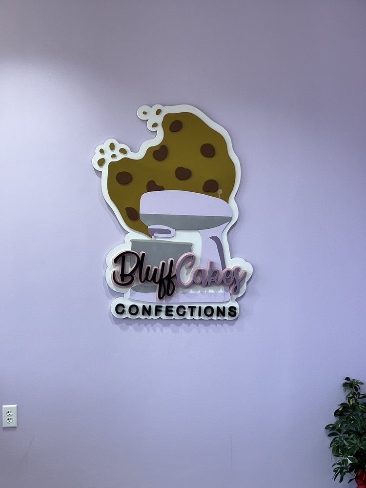 Bluff Cakes